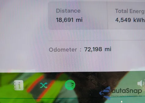 2022 Tesla Model Y Long Range Dual Motor All-Wheel Drive из США, поврежденный, VIN 7SAYGDEE9NF388304